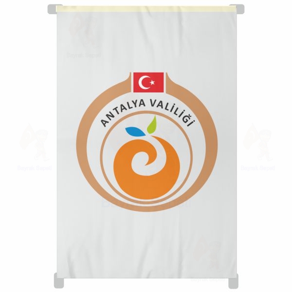 Antalya Valilii Bina Cephesi Bayraklar