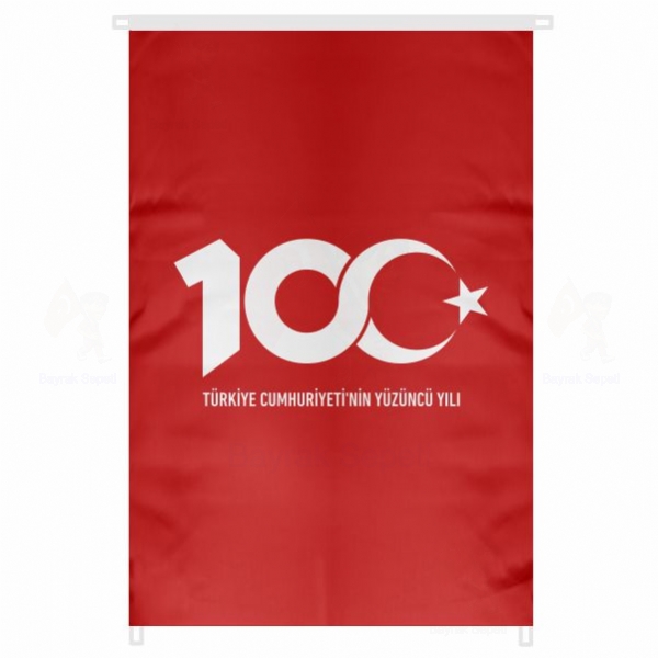 Krmz Trkiye Cumhuryetinin 100.Yl Bina Cephesi Bayraklar