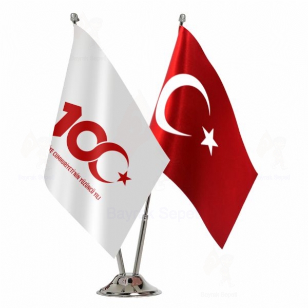Trkiye Cumhuriyetinin 100.Yl 2 Li Masa Bayraklar