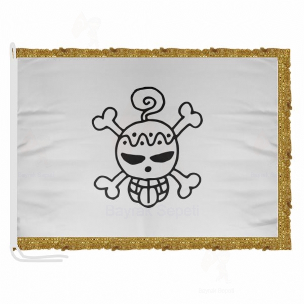 A Jolly Roger With An Original Design Saten Kuma Makam Bayra zellikleri