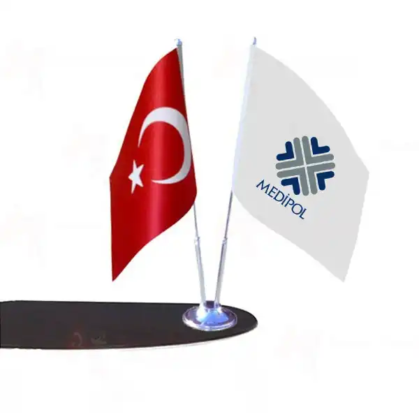 Ankara Medipol niversitesi 2 Li Masa Bayraklar