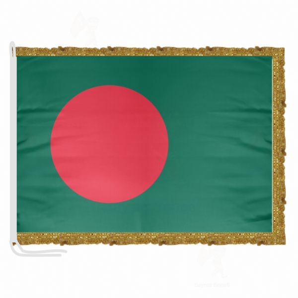 Banglade Saten Kuma Makam Bayra Grselleri