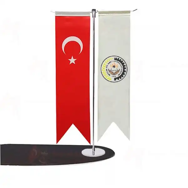Bitlis Ticaret Ve Sanayi Odas T Masa Bayraklar