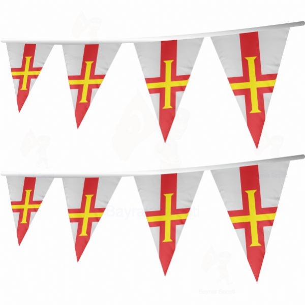 Guernsey İpe Dizili Üçgen Bayraklar