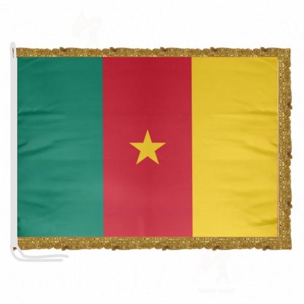 Kamerun Saten Kuma Makam Bayra Ebat