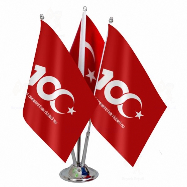 Krmz Trkiye Cumhuryetinin 100.Yl 3 L Masa Bayraklar