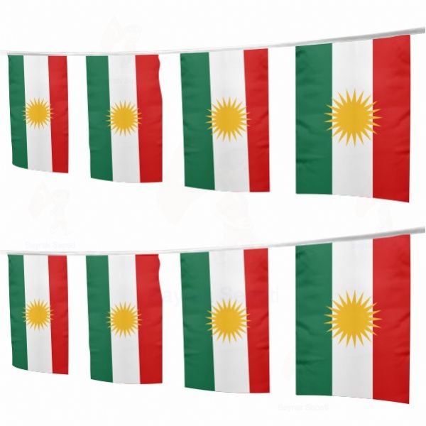 Kürt İpe Dizili Süsleme Bayrakları