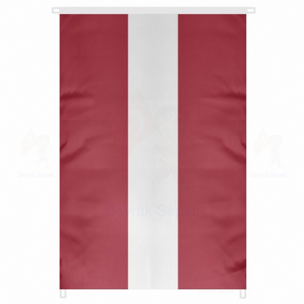 Letonya Bina Cephesi Bayraklar