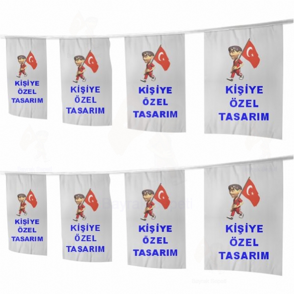 Taksim Bayrakçı İpe Dizili Süsleme Bayrakları