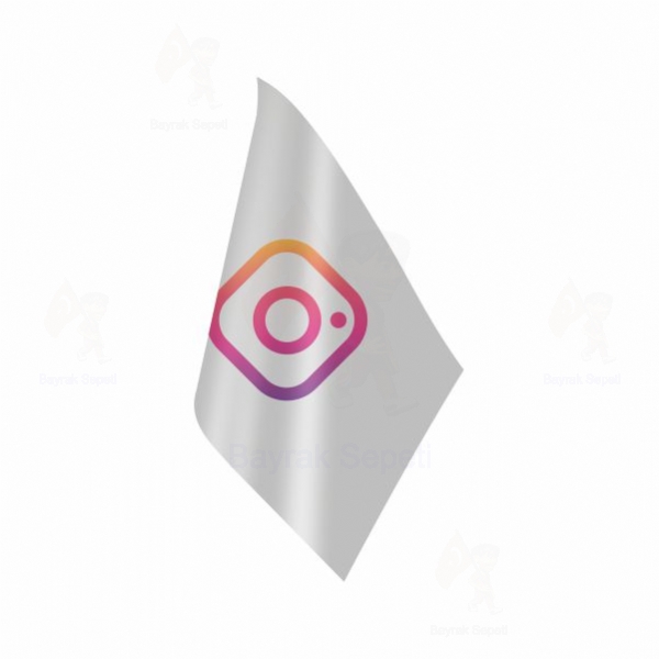 instagram Logo Masa Bayraklar