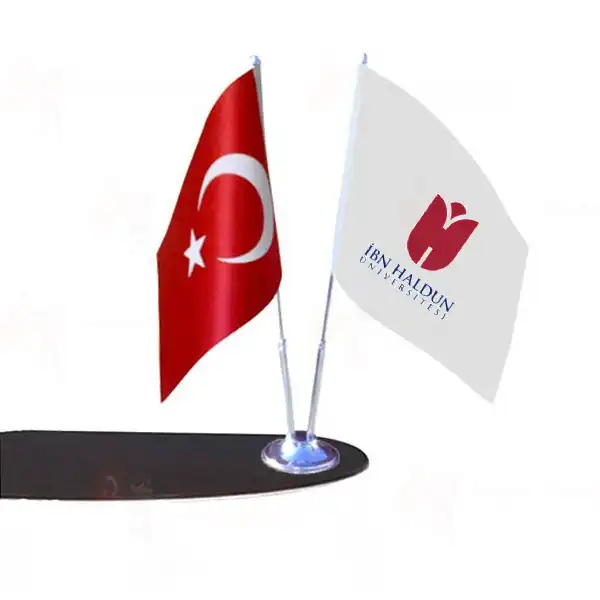 İstanbul İbn Haldun Üniversitesi 2 Li Masa Bayrakları